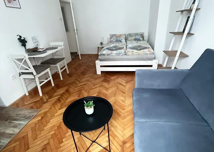Pod Vyhlidkou * Nové Město nad Metují